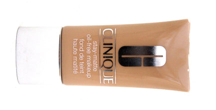 Clinique Stay-Matte Oil-Free Makeup